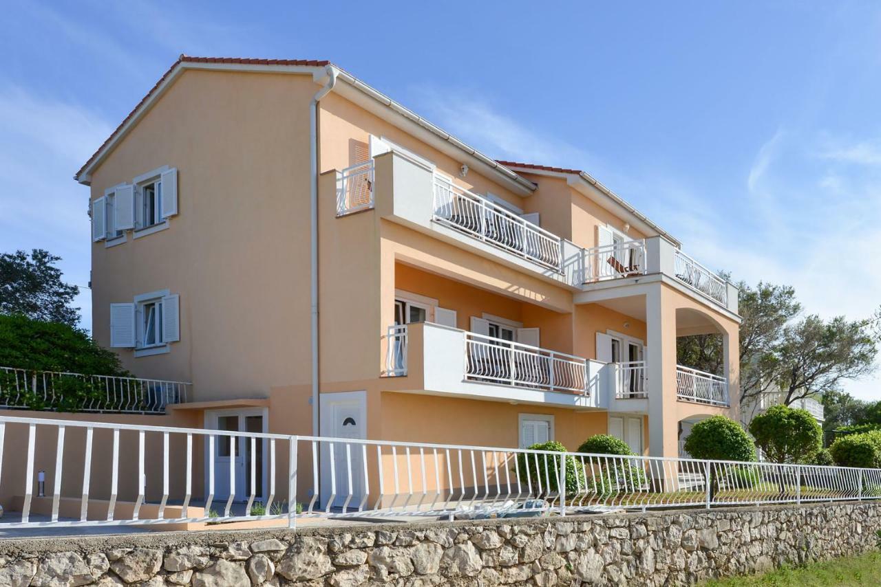 Cecilia Apartments Lun  Kültér fotó